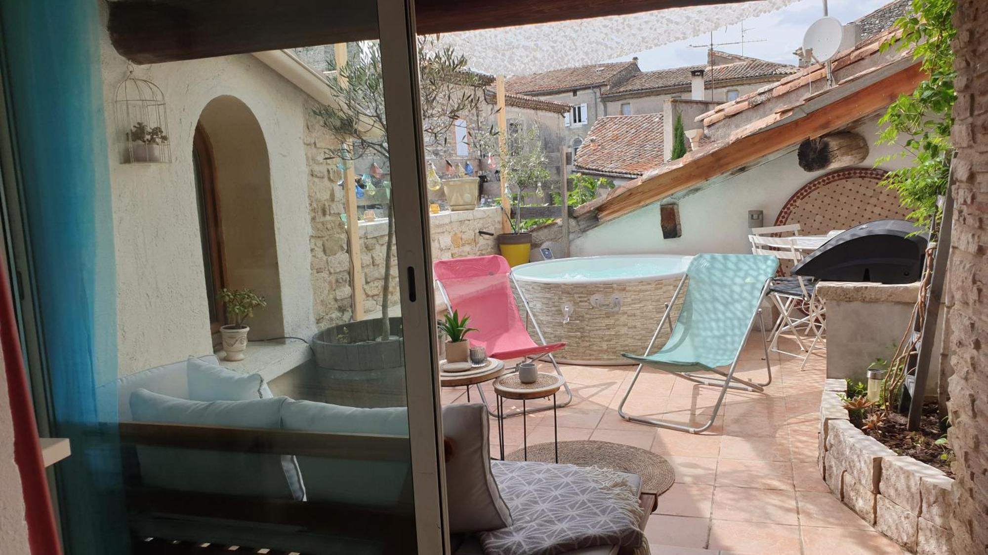 Maison Avec Jacuzzi Et Terrasse Sur Les Toits Brignon Экстерьер фото